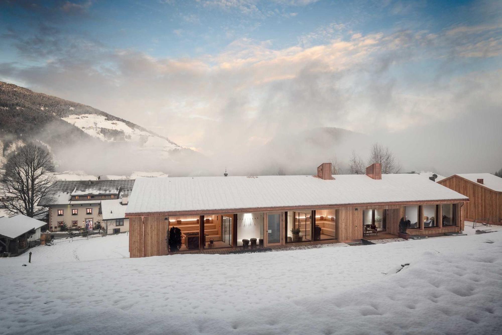 Naturhotel Saalerwirt San Lorenzo di Sebato Exterior photo